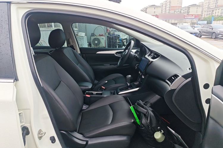 Used Nissan Sylphy 2021 Classic 1.6XL CVT Luxury Edition Right Front Seat