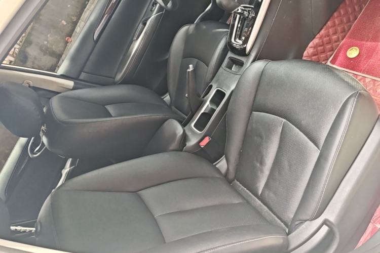 Used Nissan Sylphy 2021 Classic 1.6XL CVT Luxury Edition Right Front Seat