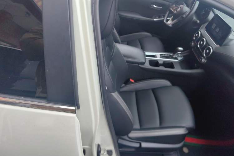 Used Nissan Sylphy 2021 1.6L XL CVT Enjoyment Edition Right Front Seat