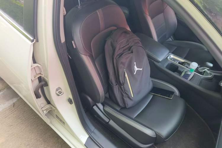 Used Nissan Sylphy 2021 1.6L XL CVT Enjoyment Edition Right Front Seat