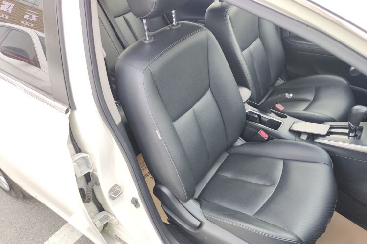 Used Nissan Sylphy 2021 Classic 1.6XE CVT Exclusive Edition Right Front Seat