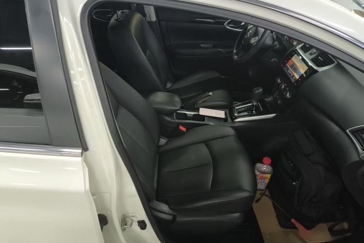 Used Nissan Sylphy 2021 Classic 1.6XL CVT Luxury Edition Right Front Seat