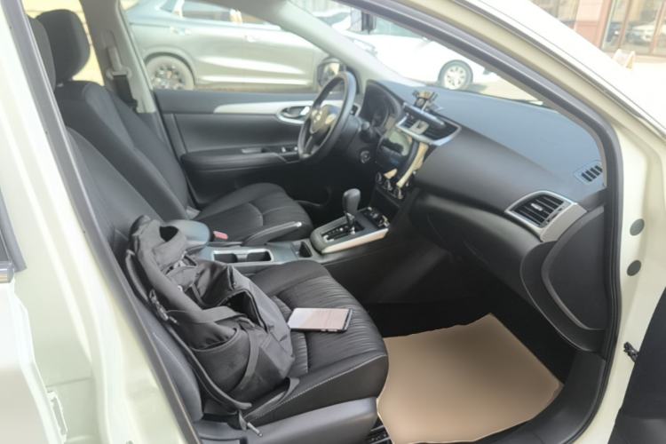 Used Nissan Sylphy 2021 Classic 1.6XE CVT Comfort Edition Right Front Seat