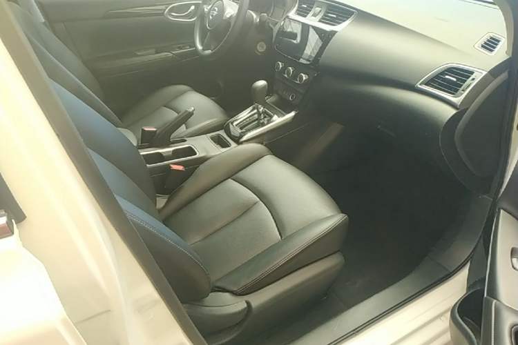 Used Nissan Sylphy 2021 Classic 1.6XL CVT Luxury Edition Right Front Seat