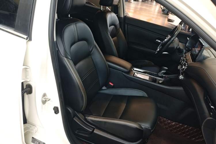 Used Nissan Sylphy 2021 1.6L XL CVT Enjoyment Edition Right Front Seat