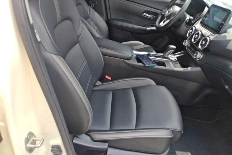 Used Nissan Sylphy 2021 1.6L XL CVT Enjoyment Edition Right Front Seat