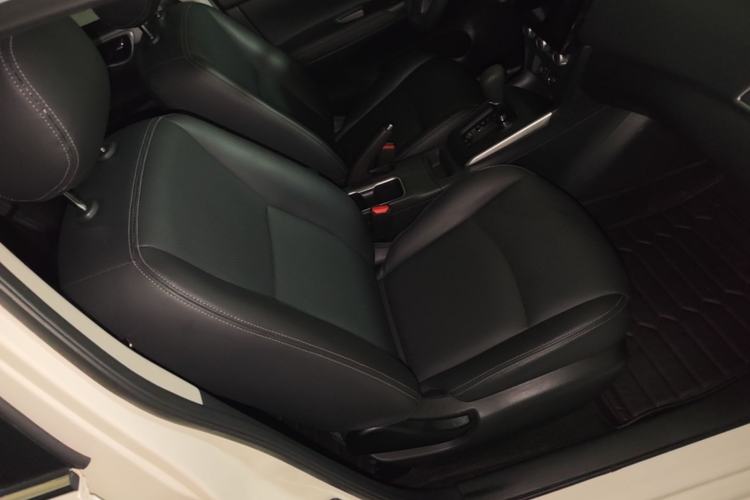 Used Nissan Sylphy 2021 Classic 1.6XL CVT Luxury Edition Right Front Seat