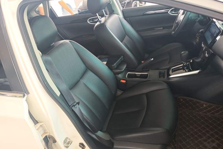 Used Nissan Sylphy 2021 Classic 1.6XL CVT Luxury Edition Right Front Seat