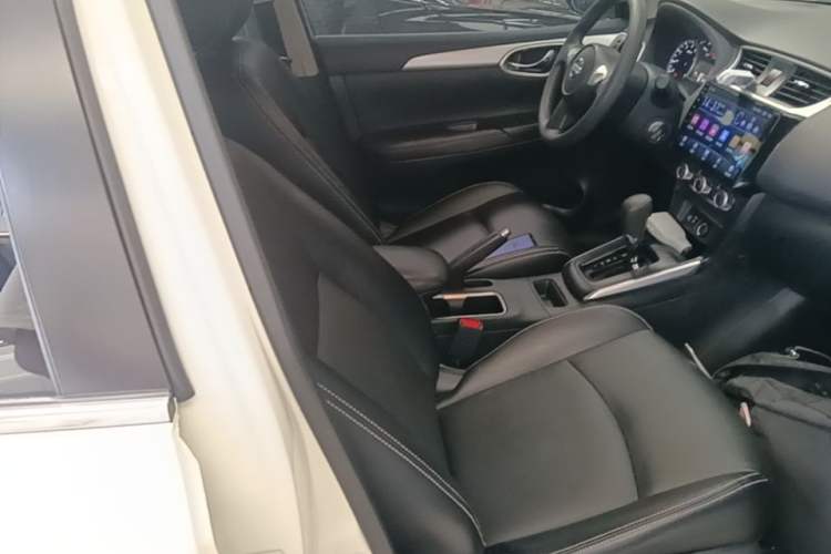 Used Nissan Sylphy 2021 Classic 1.6XL CVT Luxury Edition Right Front Seat