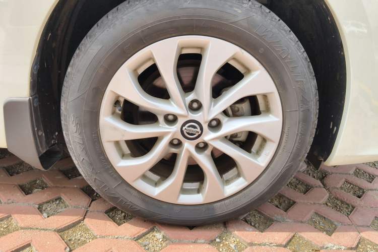 Used Nissan Sylphy 2021 Classic 1.6XE CVT Comfort Edition Right Front Wheel Hub