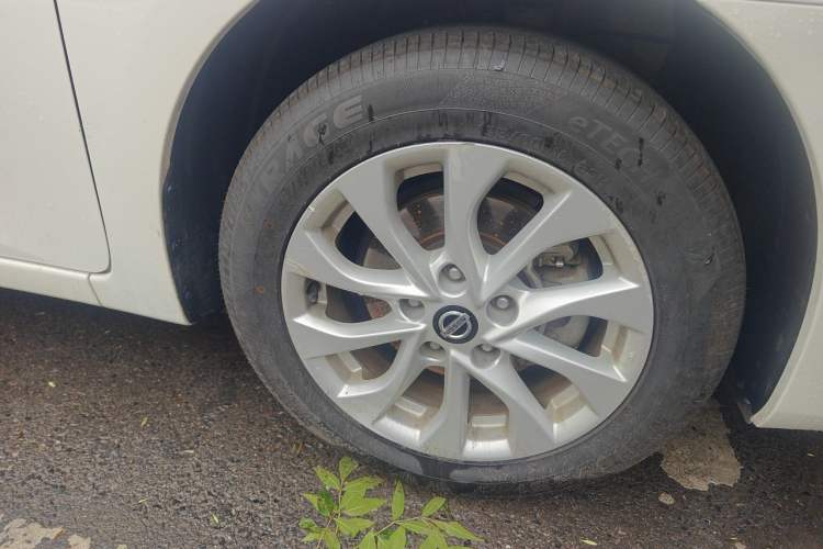 Used Nissan Sylphy 2021 Classic 1.6XL CVT Luxury Edition Right Front Wheel Hub