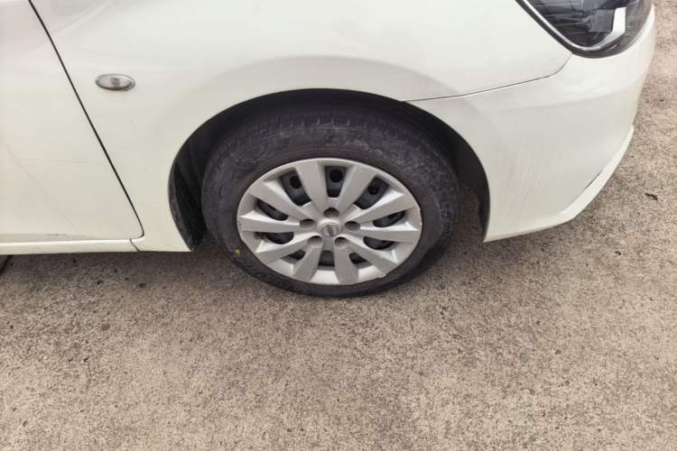 Used Nissan Sylphy 2021 Classic 1.6XE CVT Comfort Edition Right Front Wheel Hub