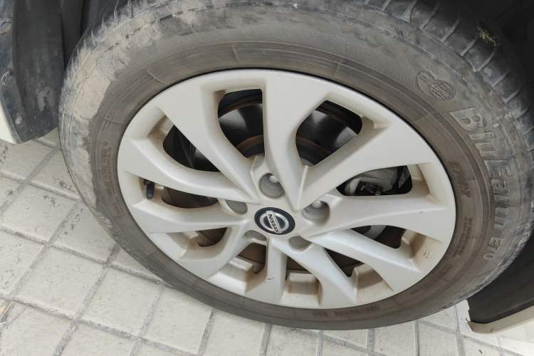 Used Nissan Sylphy 2021 Classic 1.6XL CVT Luxury Edition Right Front Wheel Hub