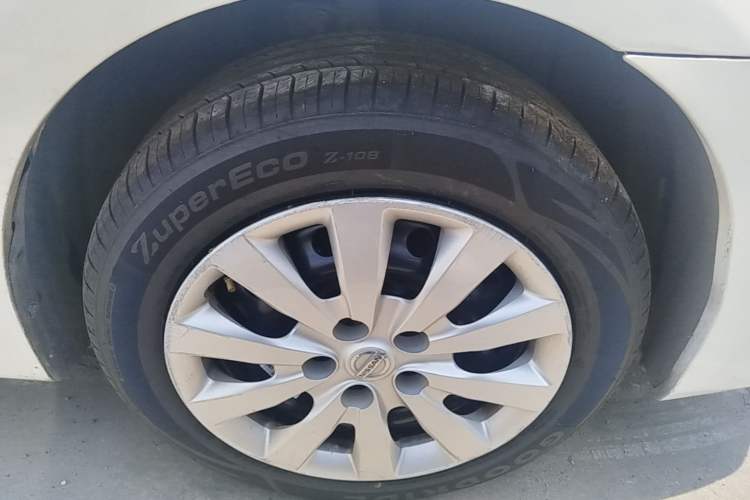 Used Nissan Sylphy 2021 Classic 1.6XE CVT Exclusive Edition Right Front Wheel Hub