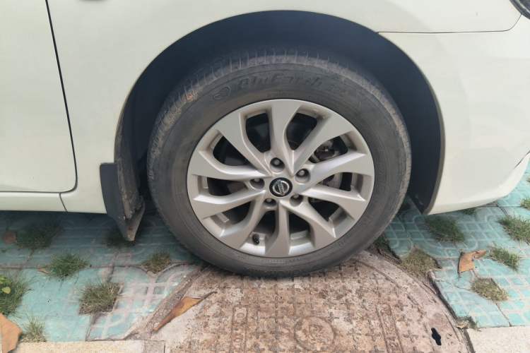 Used Nissan Sylphy 2021 Classic 1.6XL CVT Luxury Edition Right Front Wheel Hub