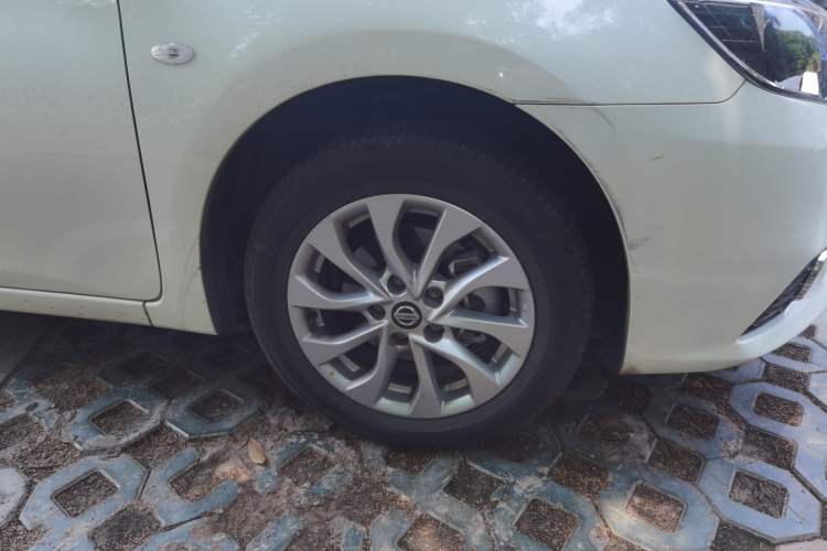 Used Nissan Sylphy 2021 Classic 1.6XL CVT Luxury Edition Right Front Wheel Hub