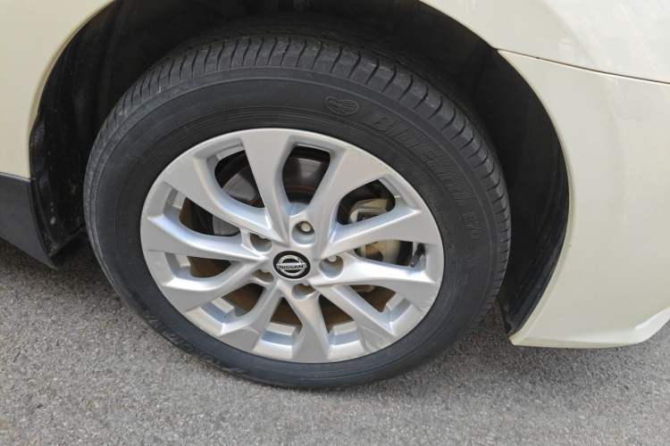 Used Nissan Sylphy 2021 Classic 1.6XL CVT Luxury Edition Right Front Wheel Hub