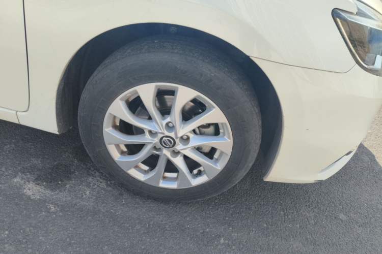 Used Nissan Sylphy 2021 Classic 1.6XL CVT Luxury Edition Right Front Wheel Hub