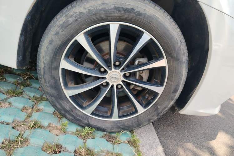 Used Nissan Sylphy 2021 Classic 1.6XE CVT Comfort Edition Right Front Wheel Hub