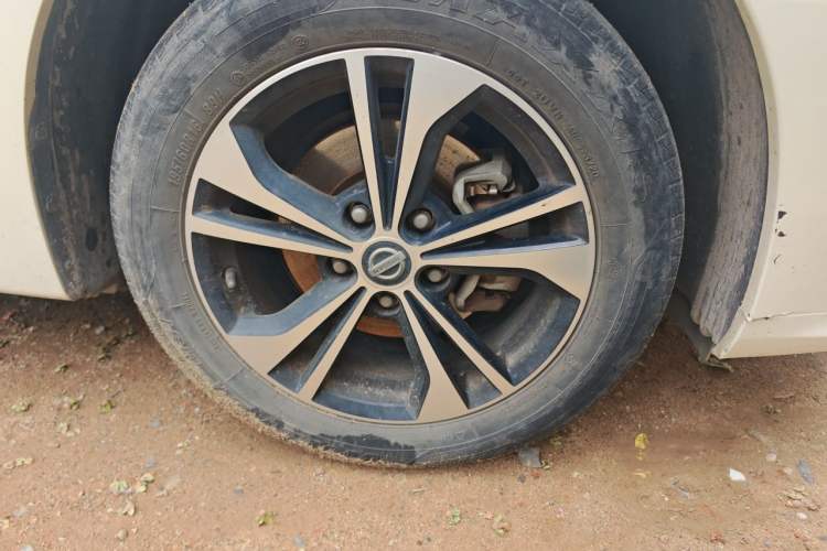 Used Nissan Sylphy 2021 Classic 1.6XE CVT Comfort Edition Right Front Wheel Hub