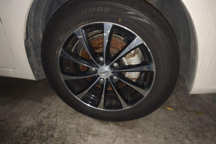 Used Nissan Sylphy 2021 Classic 1.6XE CVT Comfort Edition Right Front Wheel Hub