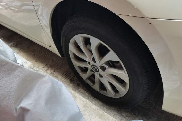 Used Nissan Sylphy 2021 Classic 1.6XL CVT Luxury Edition Right Front Wheel Hub
