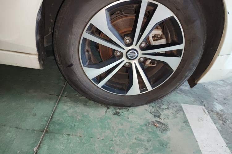 Used Nissan Sylphy 2021 1.6L XL CVT Smart Enjoyment Edition Right Front Wheel Hub