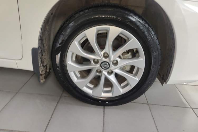 Used Nissan Sylphy 2021 Classic 1.6XL CVT Luxury Edition Right Front Wheel Hub