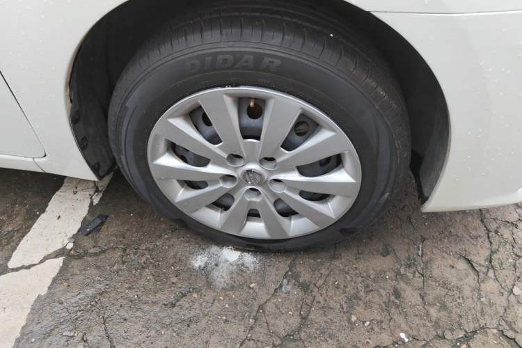 Used Nissan Sylphy 2021 Classic 1.6XE CVT Exclusive Edition Right Front Wheel Hub