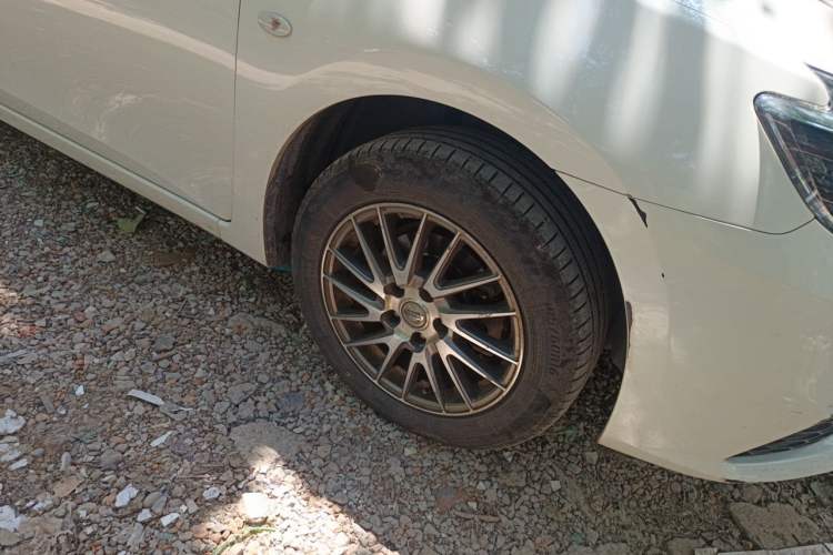 Used Nissan Sylphy 2021 Classic 1.6XE CVT Comfort Edition Right Front Wheel Hub