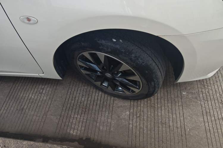 Used Nissan Sylphy 2021 Classic 1.6XE CVT Comfort Edition Right Front Wheel Hub