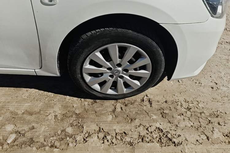 Used Nissan Sylphy 2021 Classic 1.6XE CVT Comfort Edition Right Front Wheel Hub