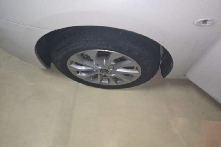 Used Nissan Sylphy 2021 Classic 1.6XL CVT Luxury Edition Right Front Wheel Hub