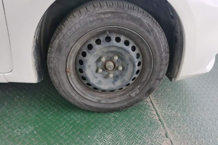 Used Nissan Sylphy 2021 Classic 1.6XE CVT Comfort Edition Right Front Wheel Hub