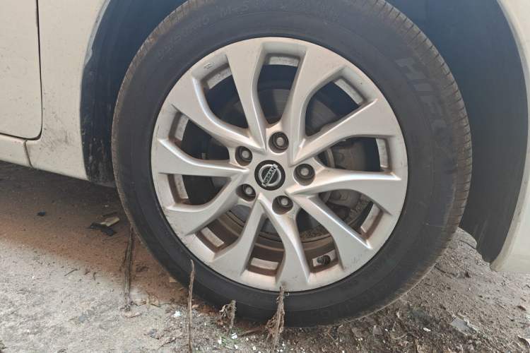 Used Nissan Sylphy 2021 Classic 1.6XL CVT Luxury Edition Right Front Wheel Hub