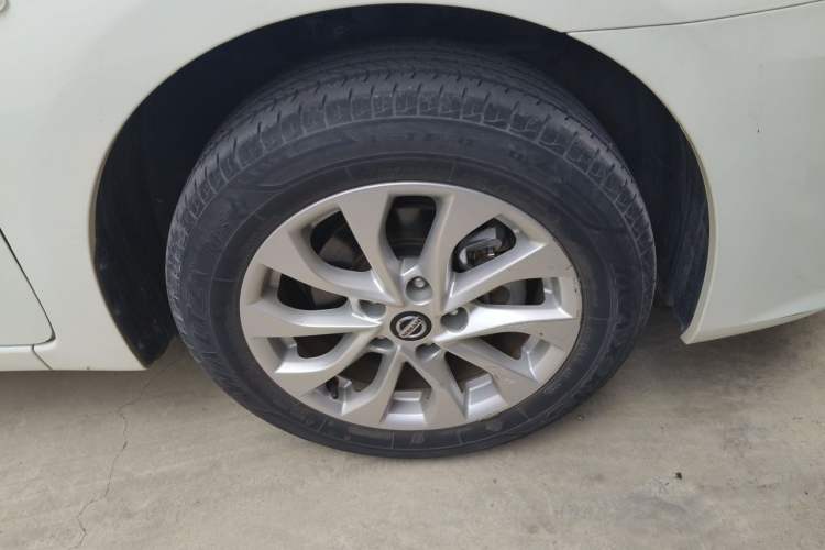 Used Nissan Sylphy 2021 Classic 1.6XL CVT Luxury Edition Right Front Wheel Hub