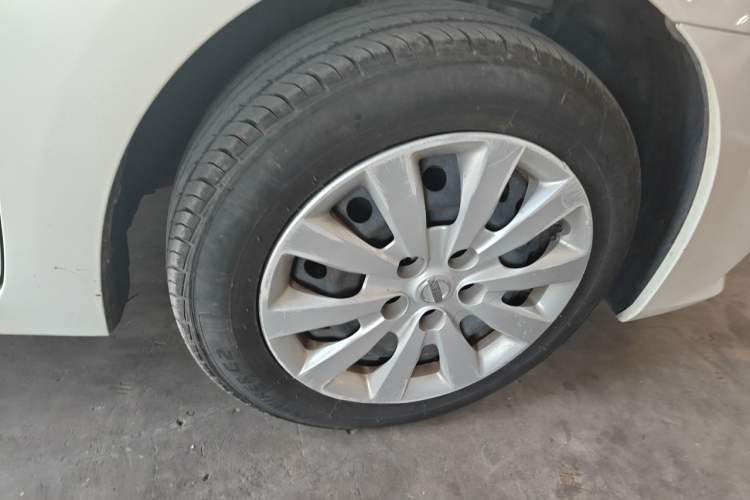 Used Nissan Sylphy 2021 Classic 1.6XE CVT Comfort Edition Right Front Wheel Hub