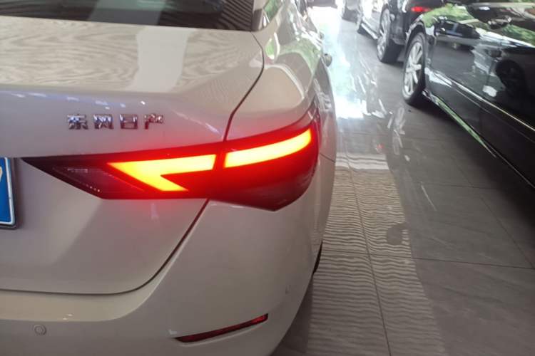 Used Nissan Sylphy 2021 1.6L XL CVT Enjoyment Edition Right Rear Taillight