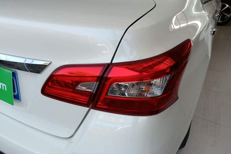 Used Nissan Sylphy 2021 Classic 1.6XE CVT Comfort Edition Right Rear Taillight