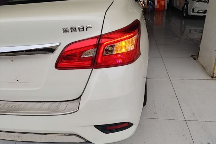 Used Nissan Sylphy 2021 Classic 1.6XL CVT Luxury Edition Right Rear Taillight