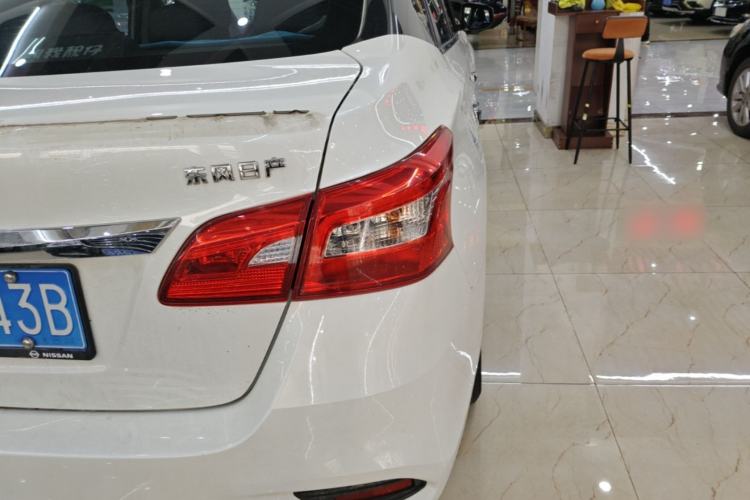 Used Nissan Sylphy 2021 Classic 1.6XL CVT Luxury Edition Right Rear Taillight