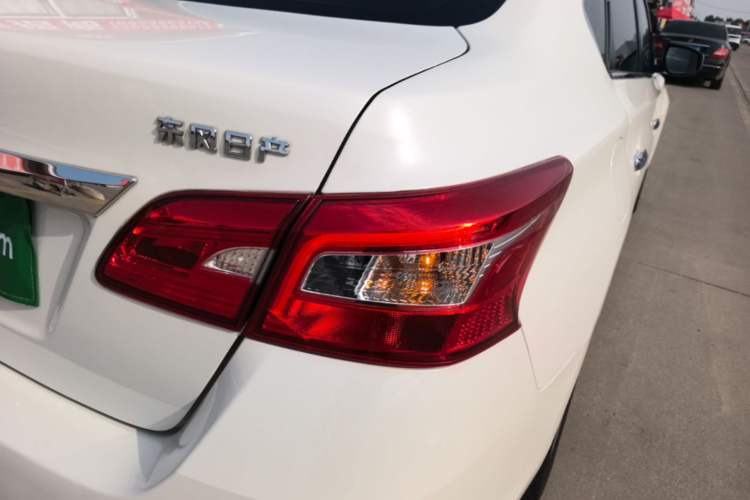 Used Nissan Sylphy 2021 Classic 1.6XL CVT Luxury Edition Right Rear Taillight