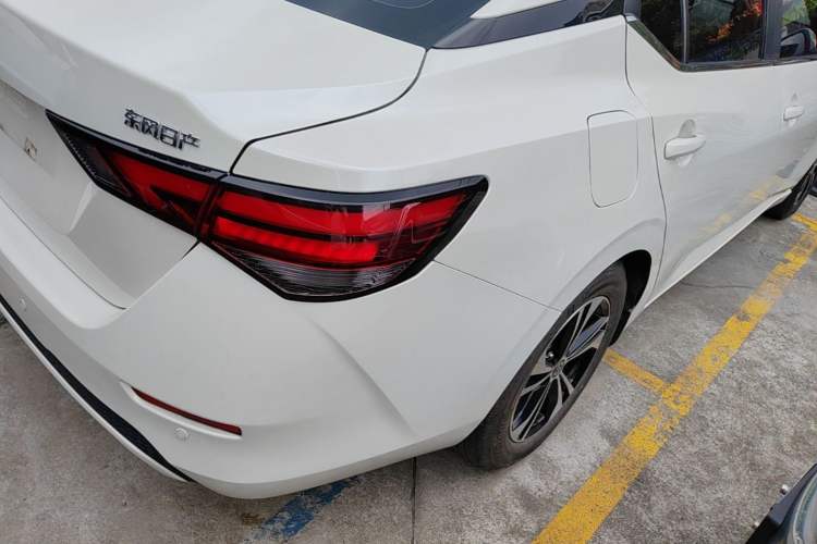 Used Nissan Sylphy 2021 1.6L XL CVT Enjoyment Edition Right Rear Taillight