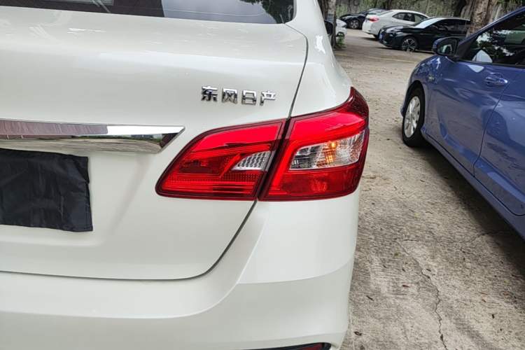 Used Nissan Sylphy 2021 Classic 1.6XE CVT Comfort Edition Right Rear Taillight