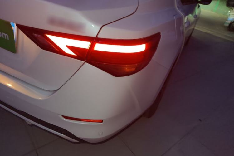 Used Nissan Sylphy 2021 1.6L XL CVT Enjoyment Edition Right Rear Taillight