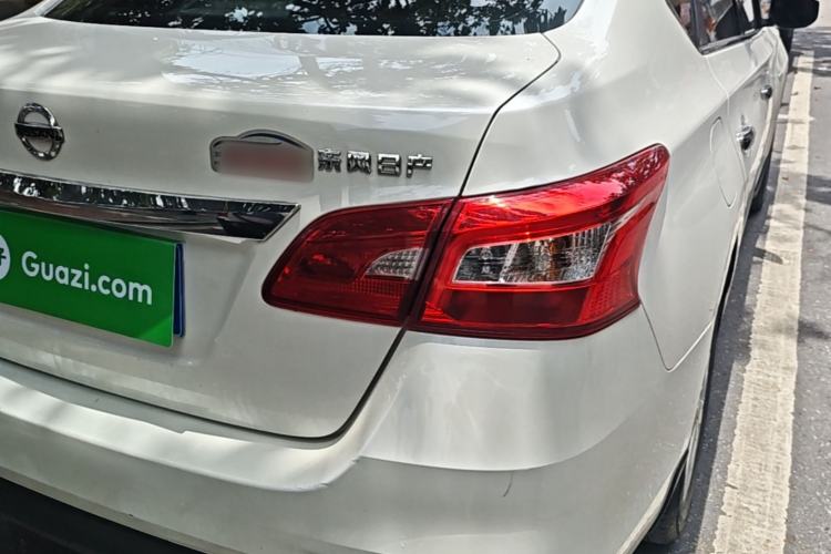 Used Nissan Sylphy 2021 Classic 1.6XL CVT Luxury Edition Right Rear Taillight