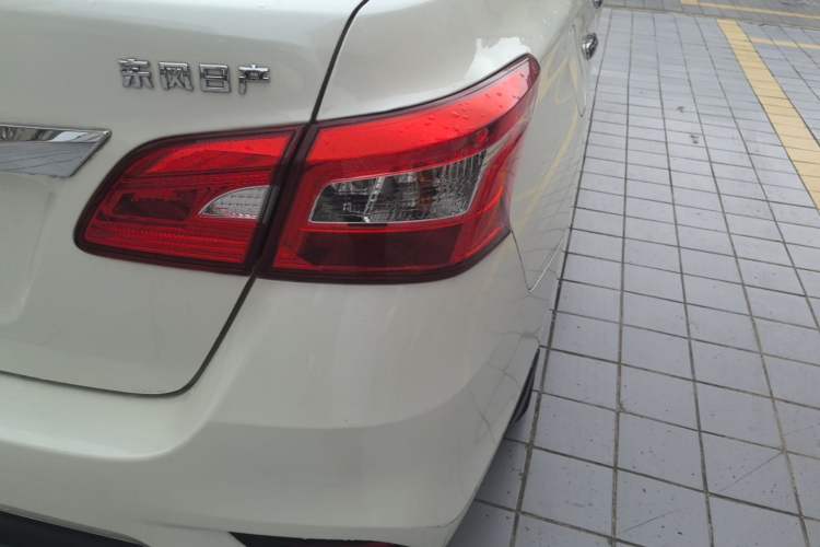 Used Nissan Sylphy 2021 Classic 1.6XL CVT Luxury Edition Right Rear Taillight