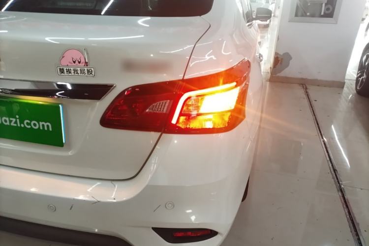 Used Nissan Sylphy 2021 Classic 1.6XL CVT Luxury Edition Right Rear Taillight