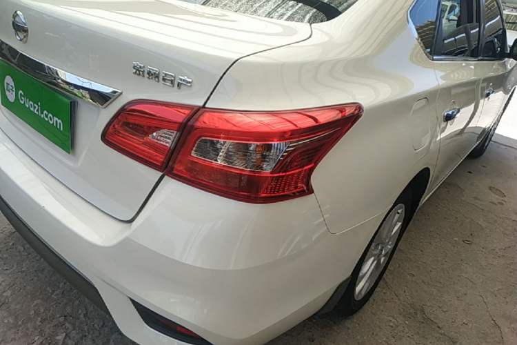 Used Nissan Sylphy 2021 Classic 1.6XL CVT Luxury Edition Right Rear Taillight