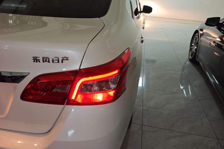 Used Nissan Sylphy 2021 Classic 1.6XL CVT Luxury Edition Right Rear Taillight